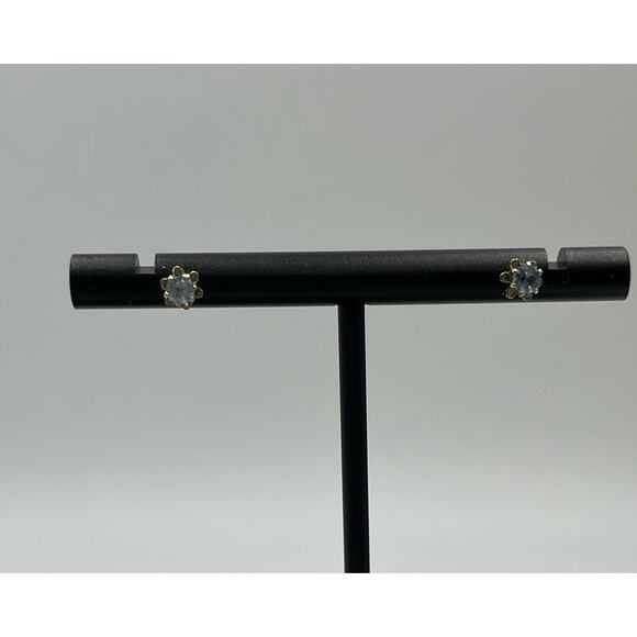 14k Yellow Gold and Blue Spinel Stud Earrings 3mm .43g - Picture 8 of 14